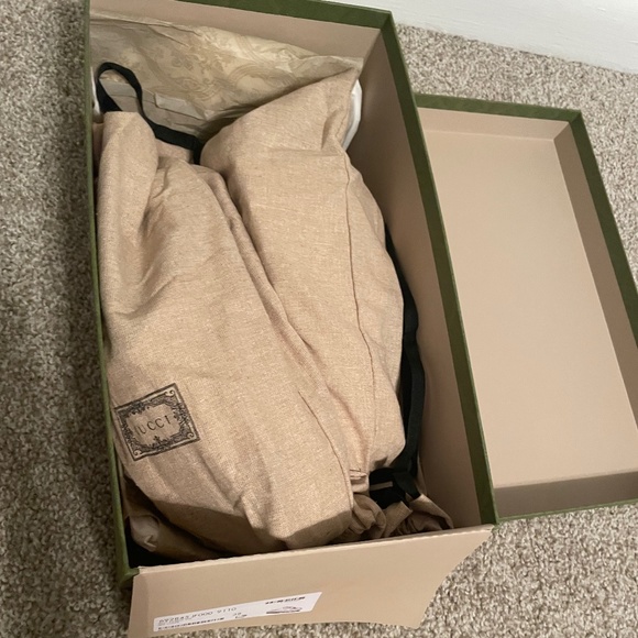 Gucci slides - Picture 1 of 14